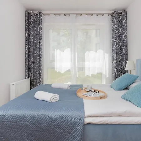 Family Sucha 39 With Balcony & Pet-friendly By Renters Apartamento *